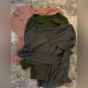 3x ribbed Henley shirt (SHEIN)